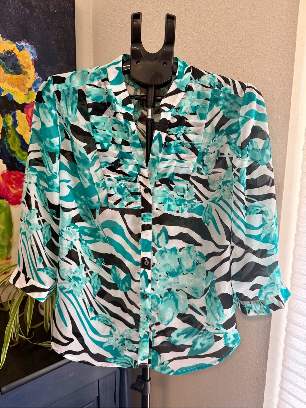 Chico’s Teal Floral Zebra Print Button Front Blouse Size 1 M